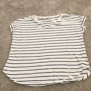❤️5 for $20❤️ Striped Old Navy Shirt